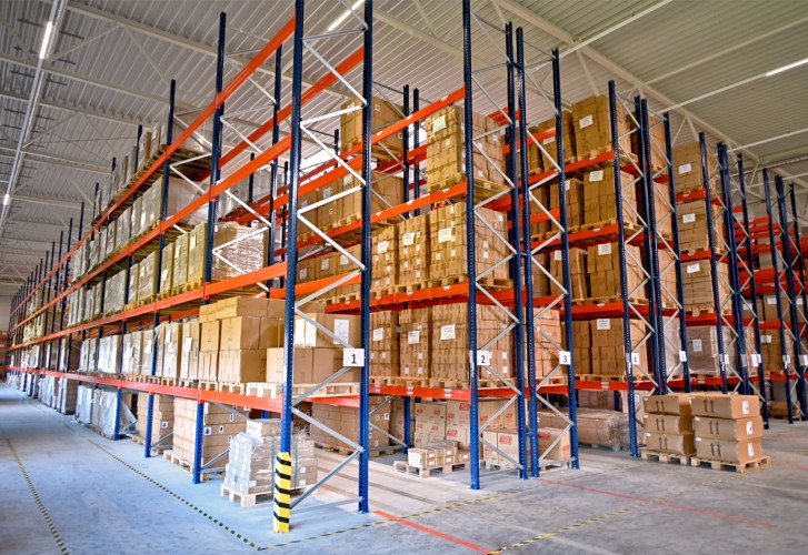 Efficient use of space with modular racking | TOPREGAL