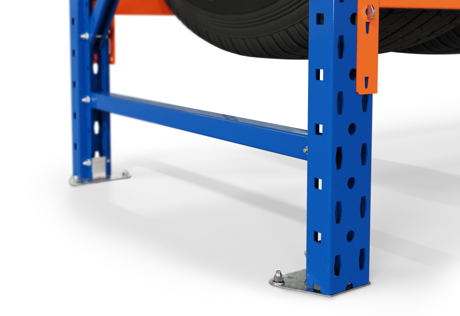 Stationary shelves
