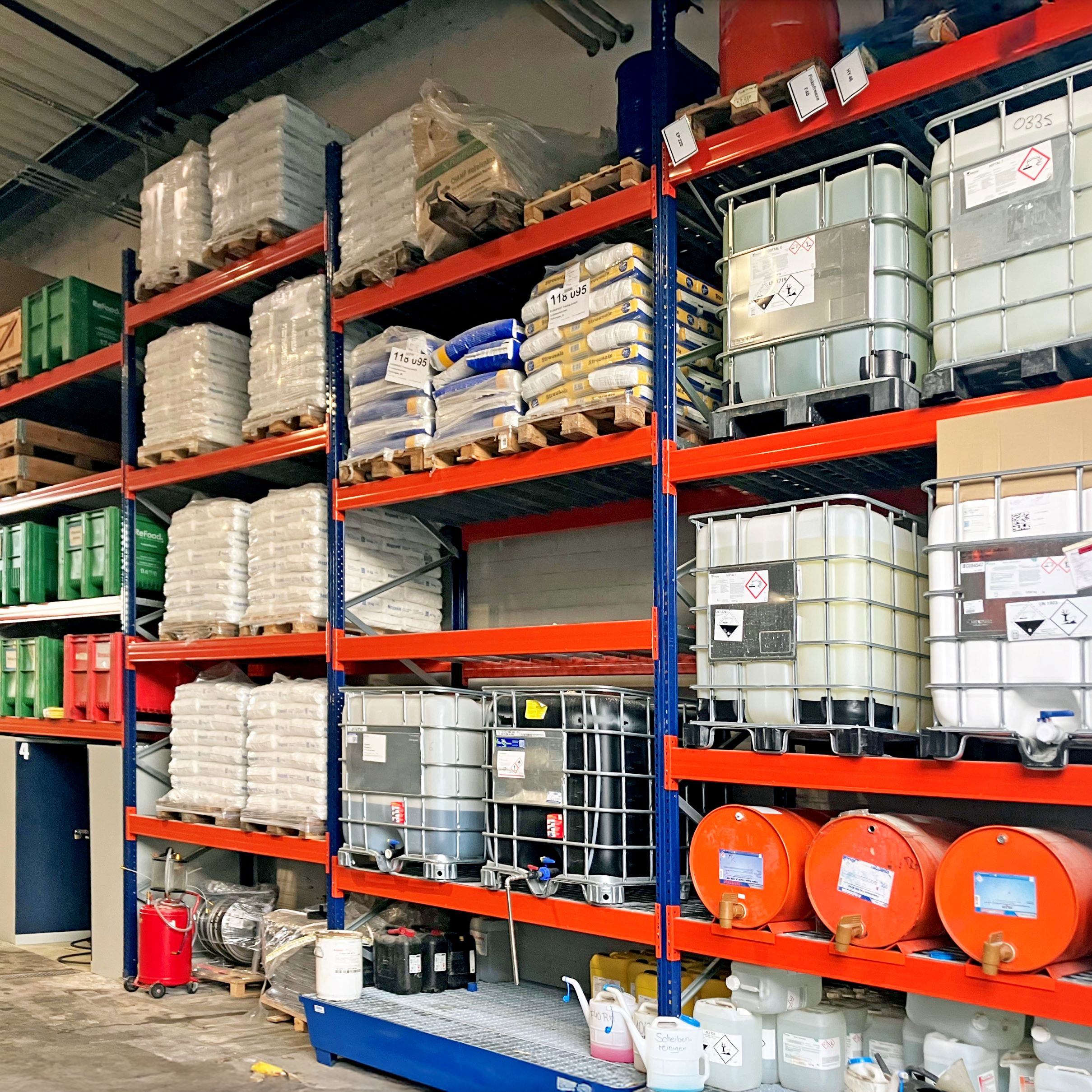 Use of the pallet rack